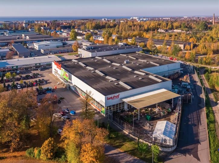East Capital Real Estate müüb Pärnu Papiniidu Bauhof-i hoone ja selle kõrval asuva ärimaja